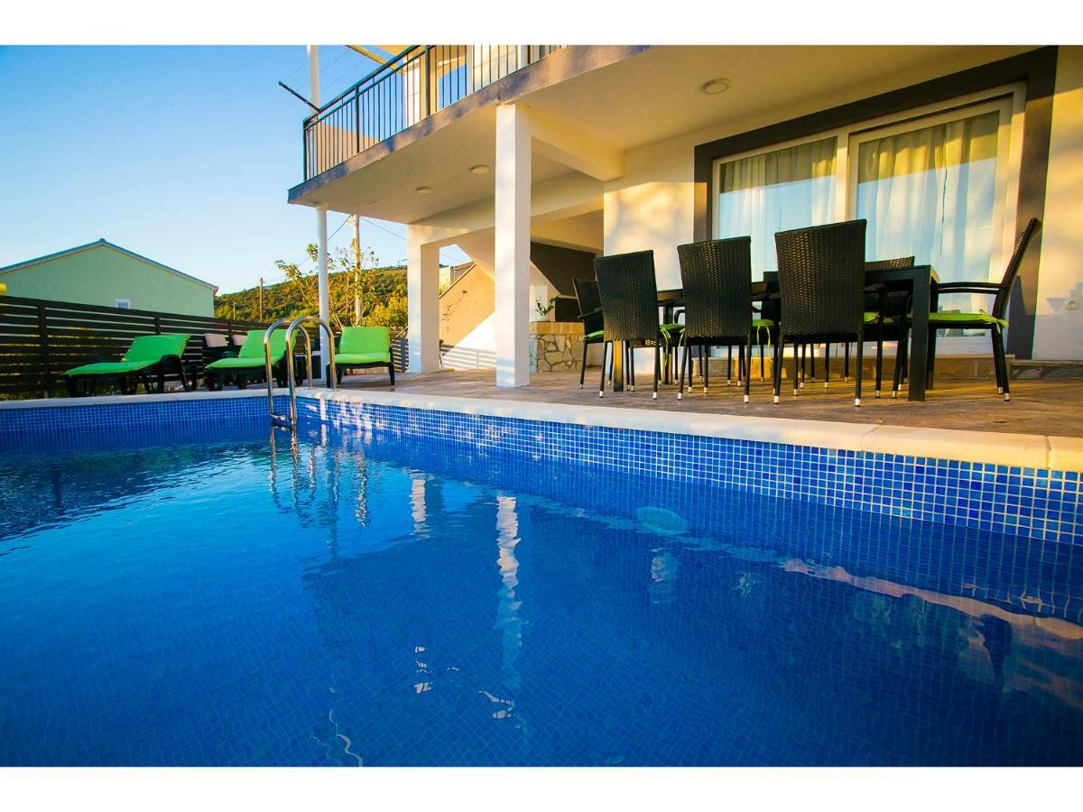 Villa Croatia Sea View With Heated Pool Vinišće Extérieur photo