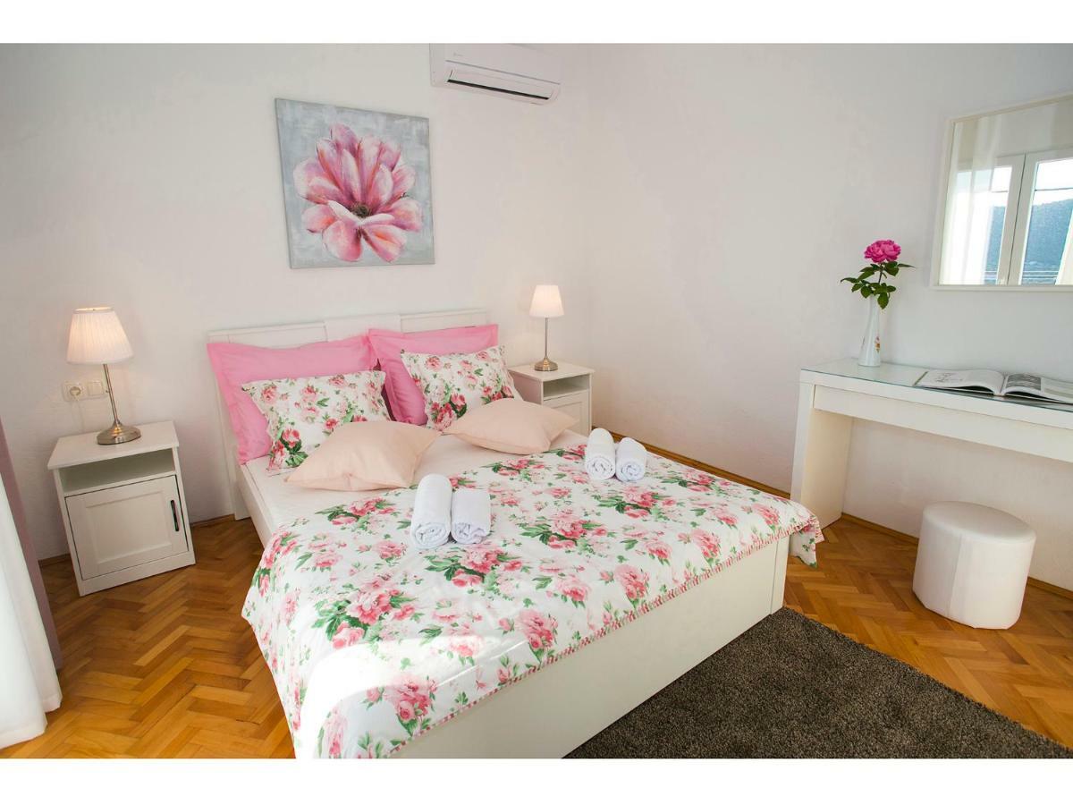 Villa Croatia Sea View With Heated Pool Vinišće Extérieur photo