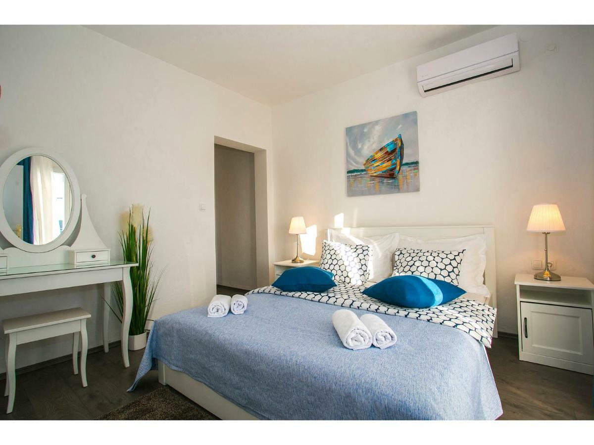 Villa Croatia Sea View With Heated Pool Vinišće Extérieur photo